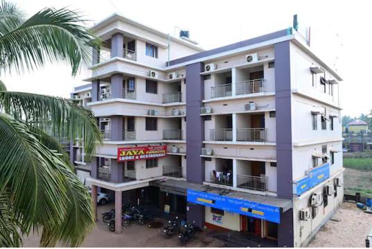 Jaya Paradise Māvalli Exterior photo